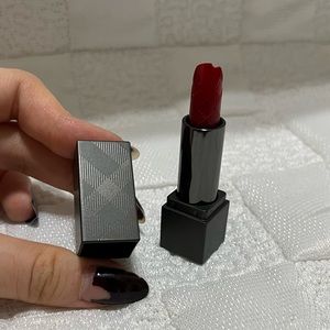 Burberry mini lipstick